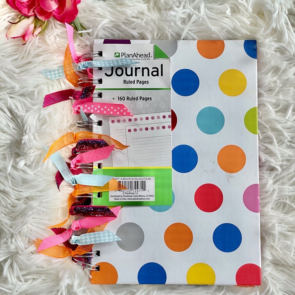 🆕New with tags 160 page Lined JOURNAL NOTEBOOK with Bows and Colorful Circles
